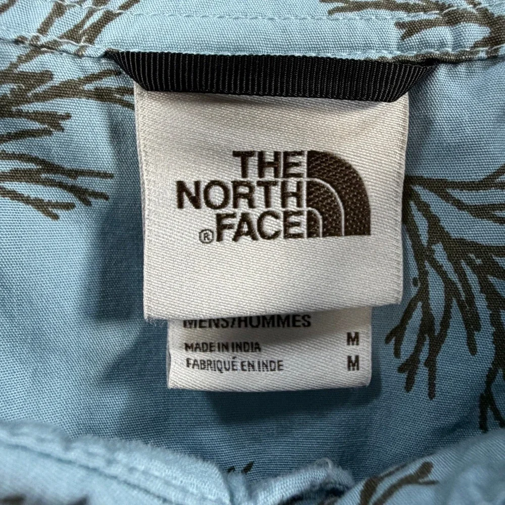 The North Face Mens Medium Blue Seaweed Print Cotton Short Sleeve Button Shirt